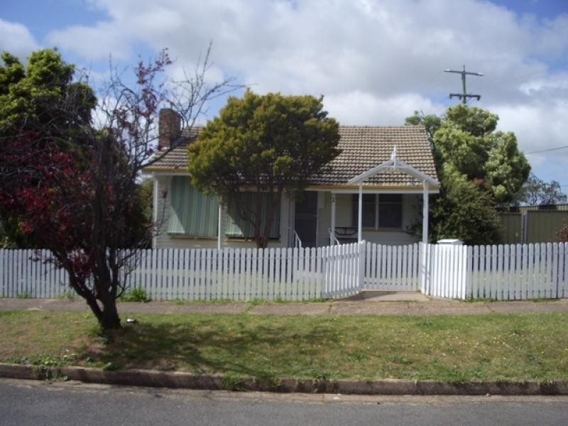 2 BONNIN AVENUE, Ararat VIC 3377