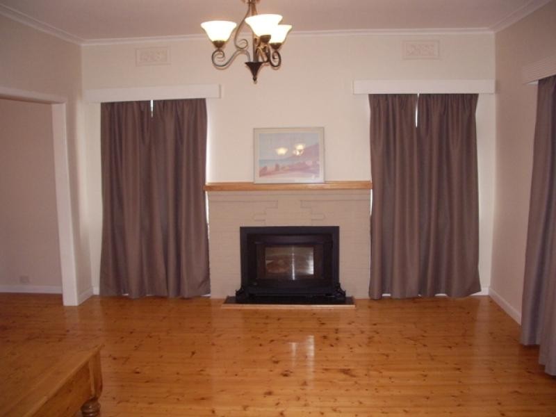 61 LAMBERT STREET, Ararat VIC 3377