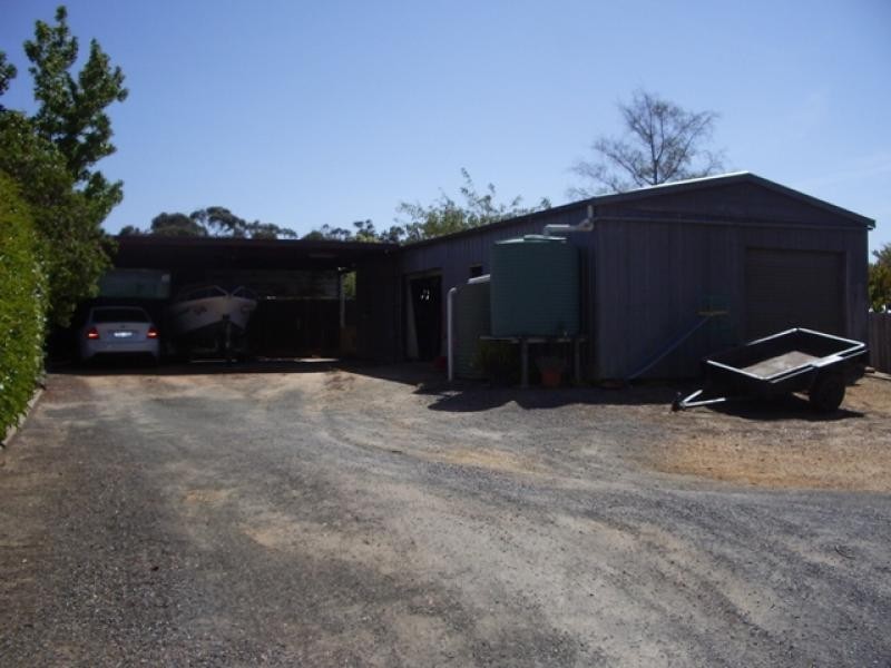 16 Spalding Street, Ararat VIC 3377