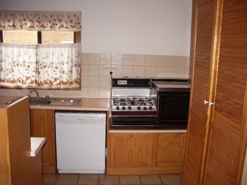 30 HEWITT STREET,, Ararat VIC 3377