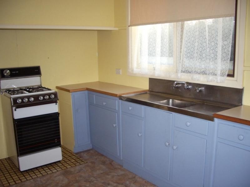 17 Vincent St, Ararat VIC 3377