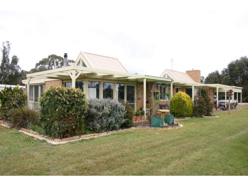 7 Glenpatrick Road, Elmhurst VIC 3469