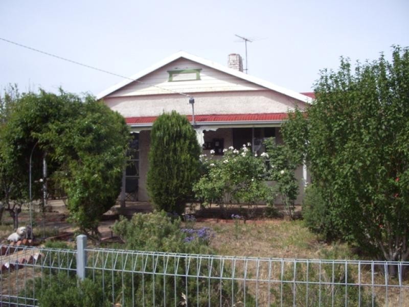 4 Warranooke St, Willaura VIC 3379