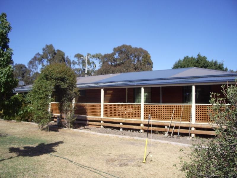 32 Railway Rd, Ararat VIC 3377