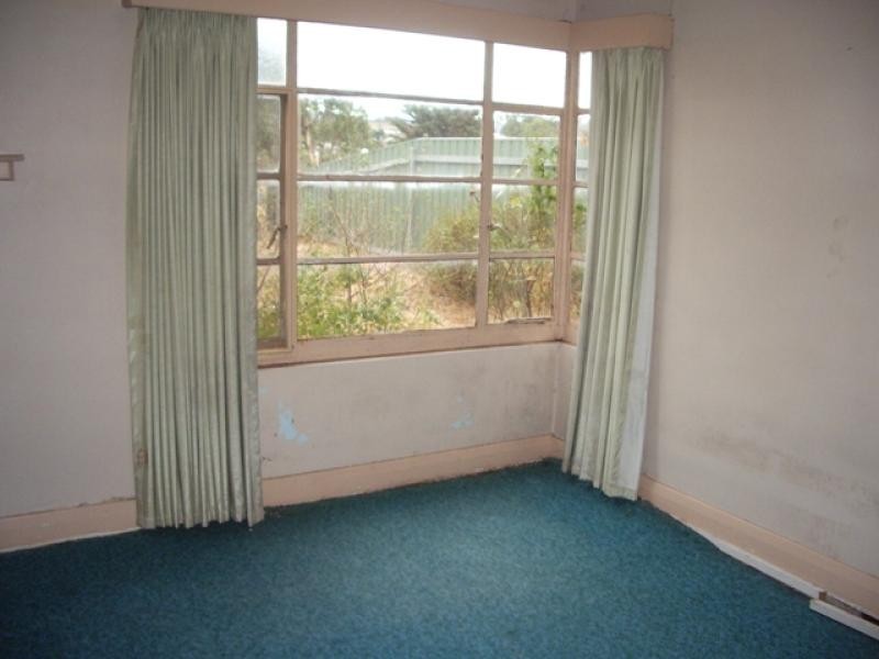 16 Baird Street, Ararat VIC 3377