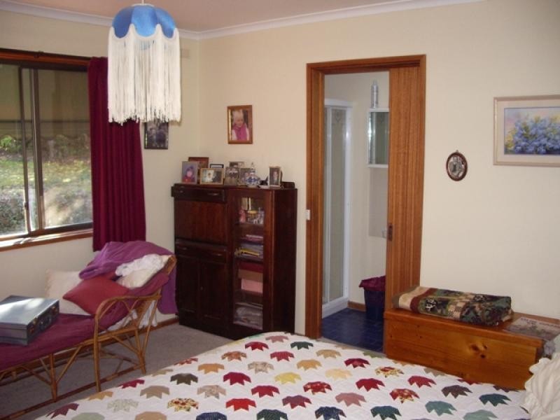 6 Kimbarra Crt, Ararat VIC 3377