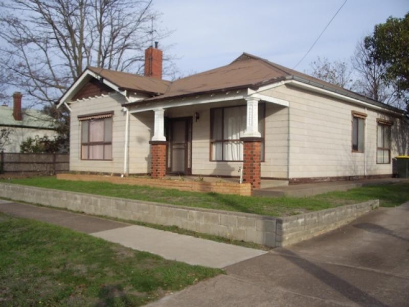 41 Elizabeth St, Ararat VIC 3377