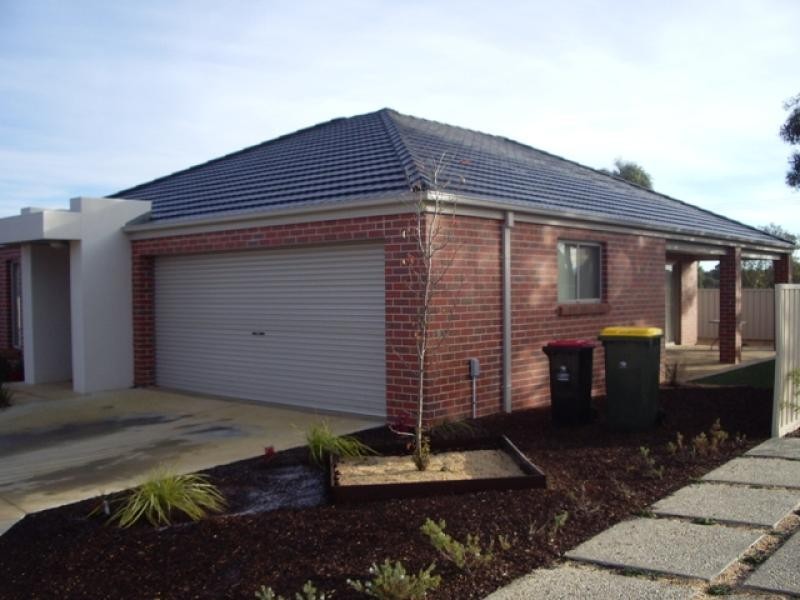 Unit 4/27 Basham Street, Ararat VIC 3377