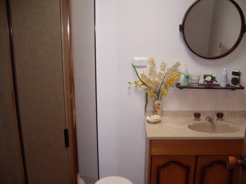 2 Ellerker Avenue, Ararat VIC 3377