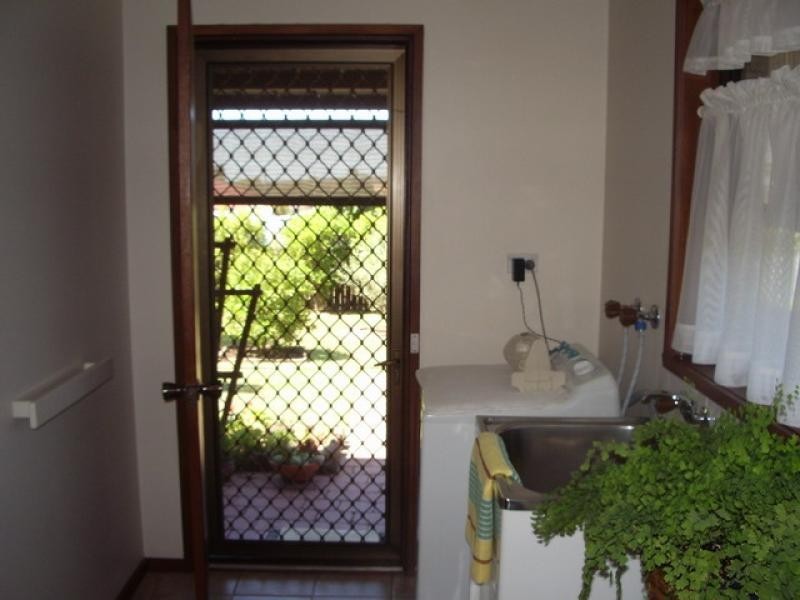 2 Ellerker Avenue, Ararat VIC 3377