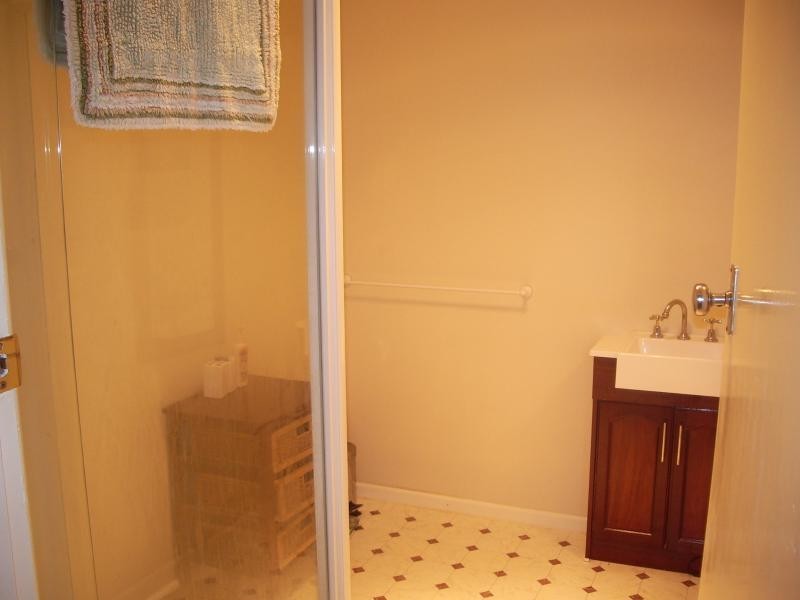 1 Queens Avenue, Ararat VIC 3377