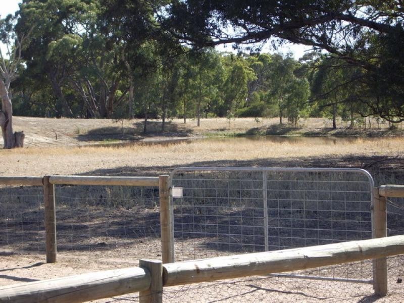 149 Bowen Mine Rd, Moyston VIC 3377