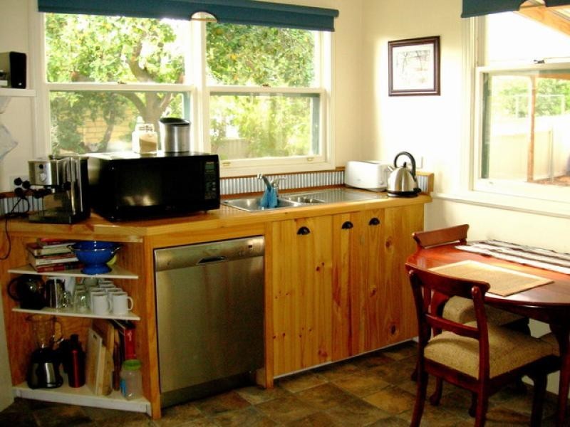 17 Henderson Street, Ararat VIC 3377