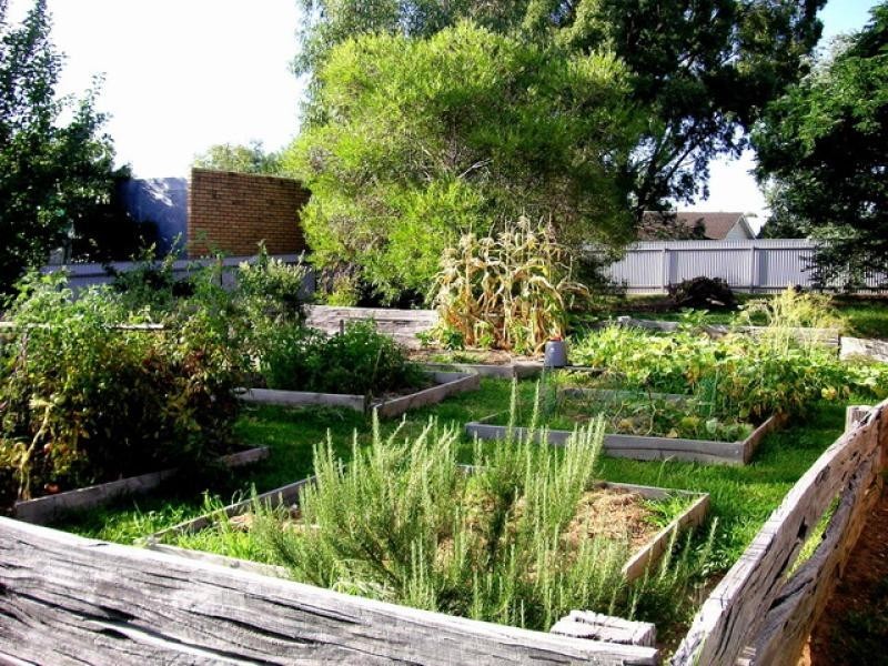 17 Henderson Street, Ararat VIC 3377