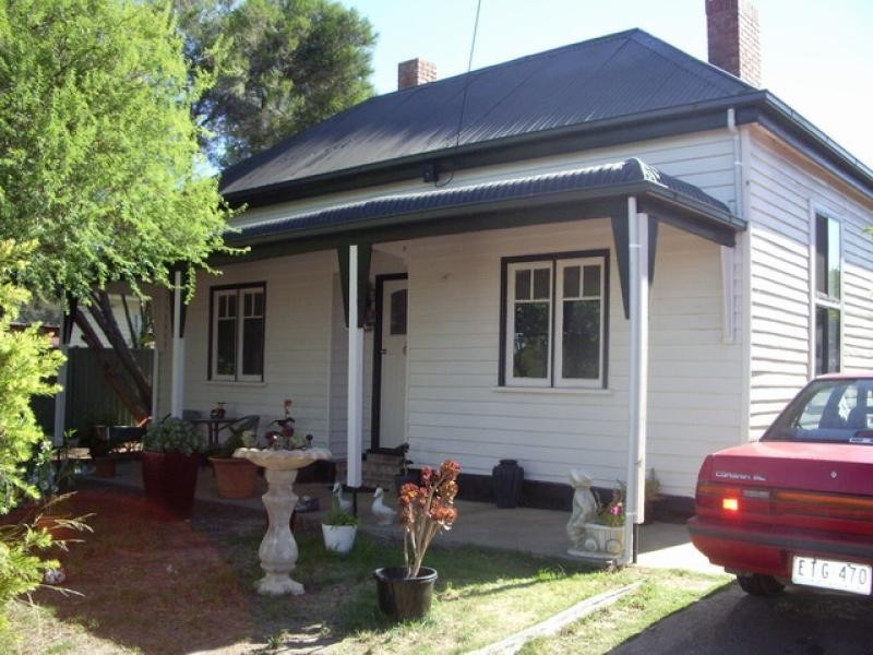 51 George Road, Ararat VIC 3377