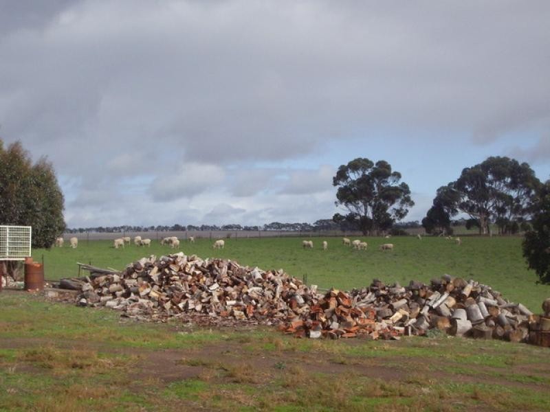 7245 Mortlake-Ararat Rd, Maroona VIC 3377