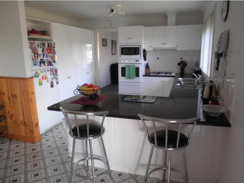 52 Banfield Street, Ararat VIC 3377