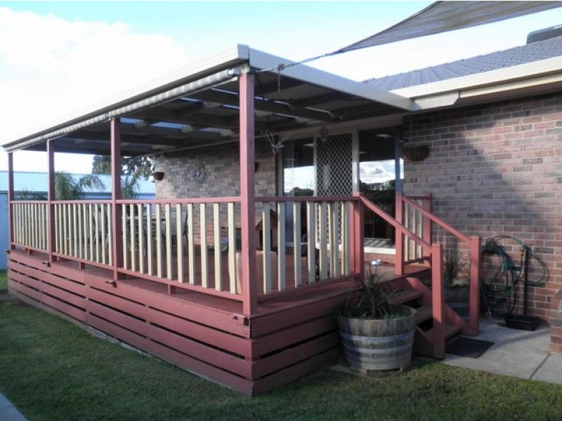 52 Banfield Street, Ararat VIC 3377