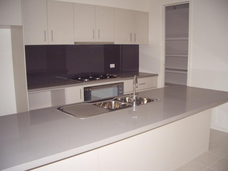 24 Ellerker Ave, Ararat VIC 3377