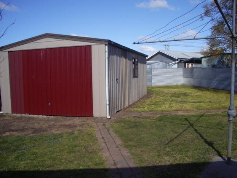 8 Bonnin Avenue, Ararat VIC 3377