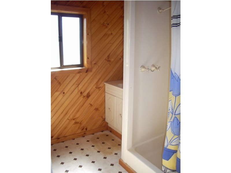 156 Moore Street, Ararat VIC 3377