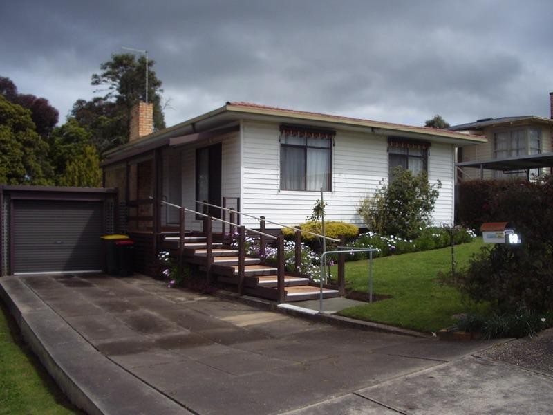 18 Montgomery St, Ararat VIC 3377