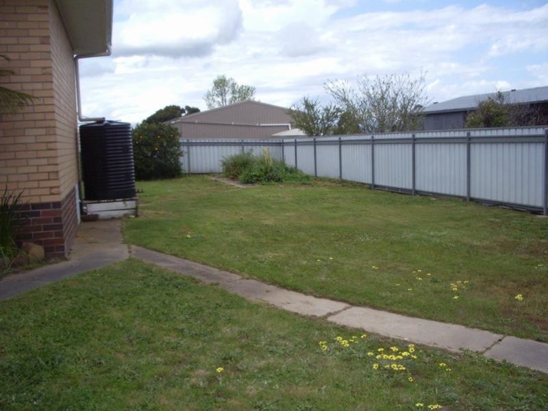 4 a George Rd, Ararat VIC 3377