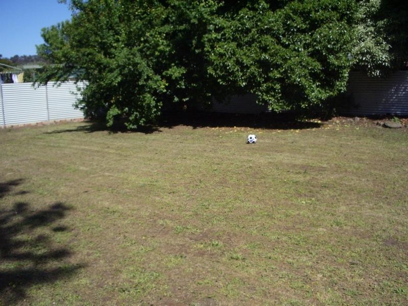 19 Banfield St, Ararat VIC 3377