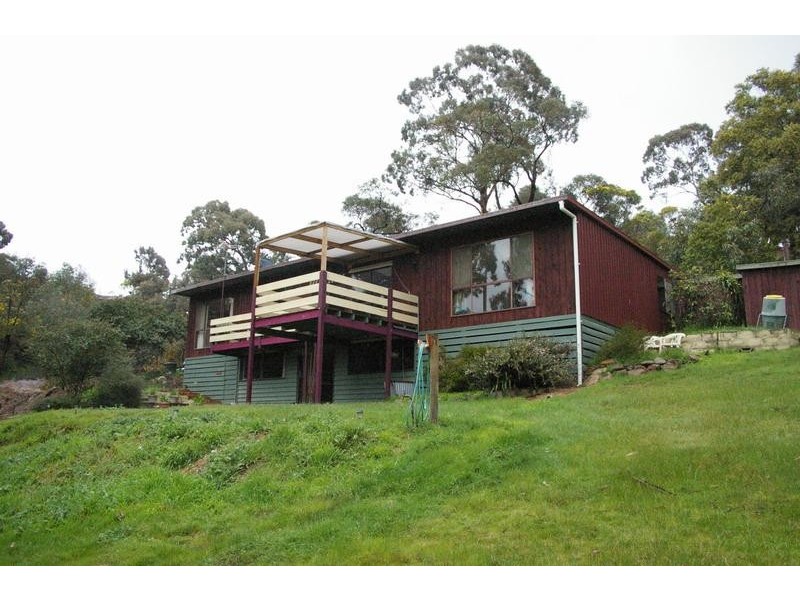 34 Cameron Road, Ararat VIC 3377