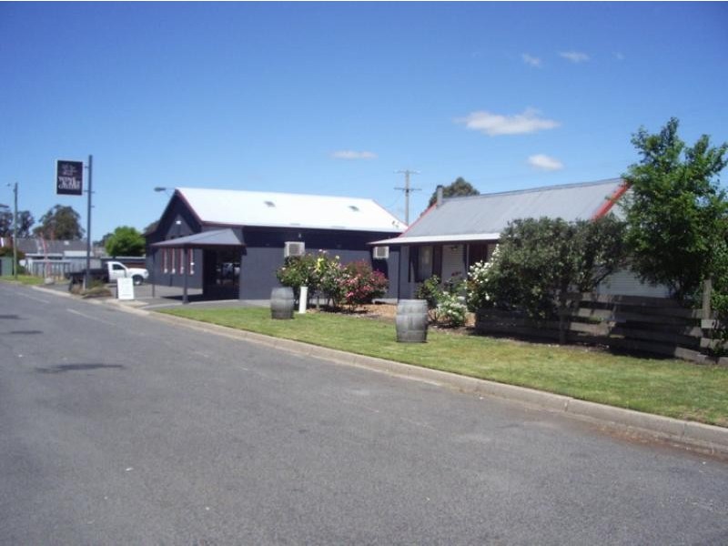 6669 Western Highway, Buangor VIC 3375