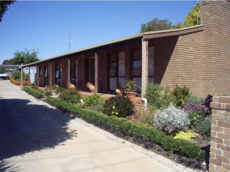 21 Henderson St, Ararat VIC 3377