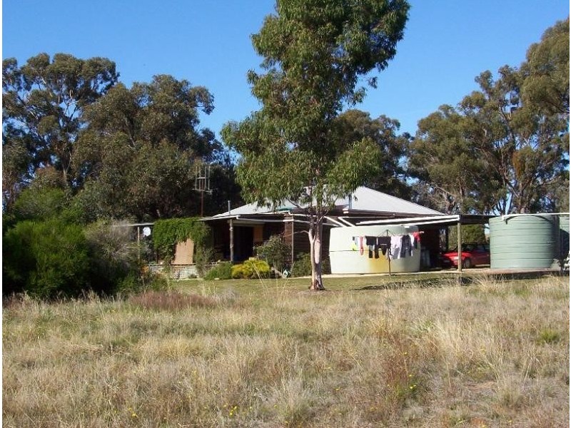 417 KENNEDY LANE, Benalla VIC 3672