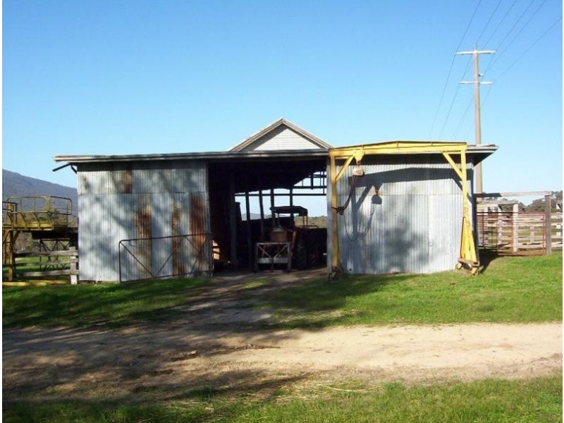 3179 Midland Highway, Lima South VIC 3673