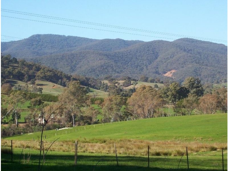 3179 Midland Highway, Lima South VIC 3673