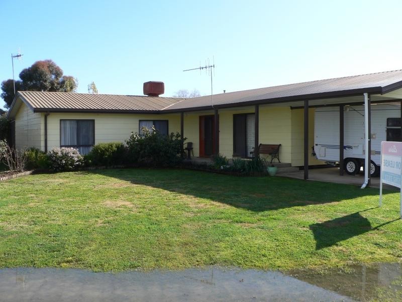 4 Daniels Road, Benalla VIC 3672