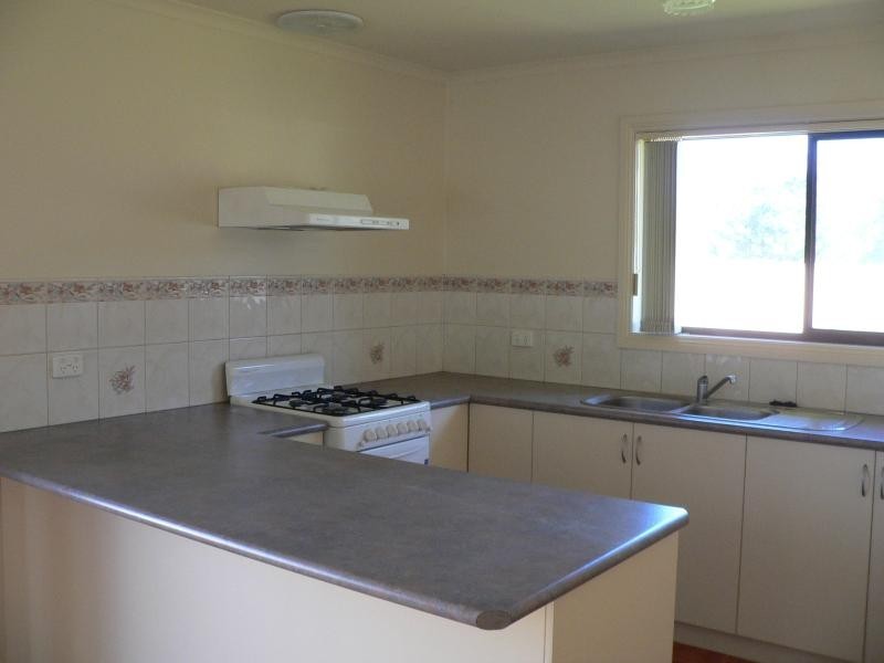 12 Robinson Court, Benalla VIC 3672