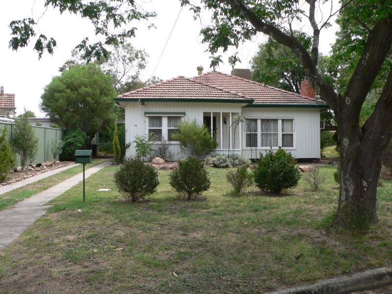 14 Dunlop Place, Benalla VIC 3672