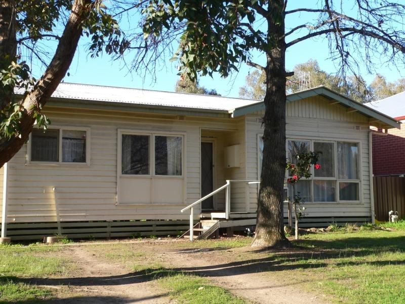 7 Quantrill Aveune, Benalla VIC 3672