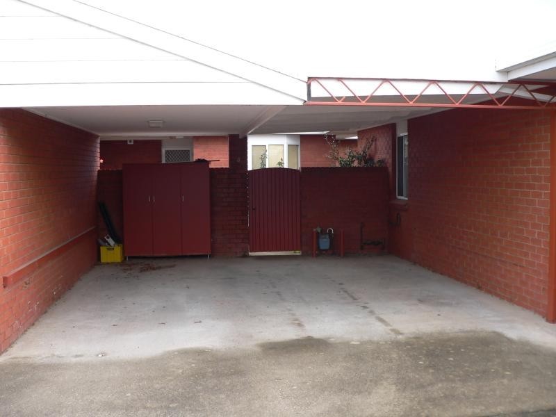 3/4 Moore Street, Benalla VIC 3672