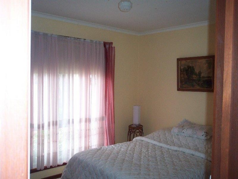 4 Rose Crt, Benalla VIC 3672