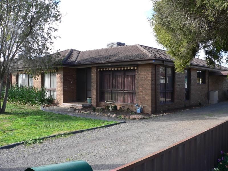 108 Coish Avenue, Benalla VIC 3672