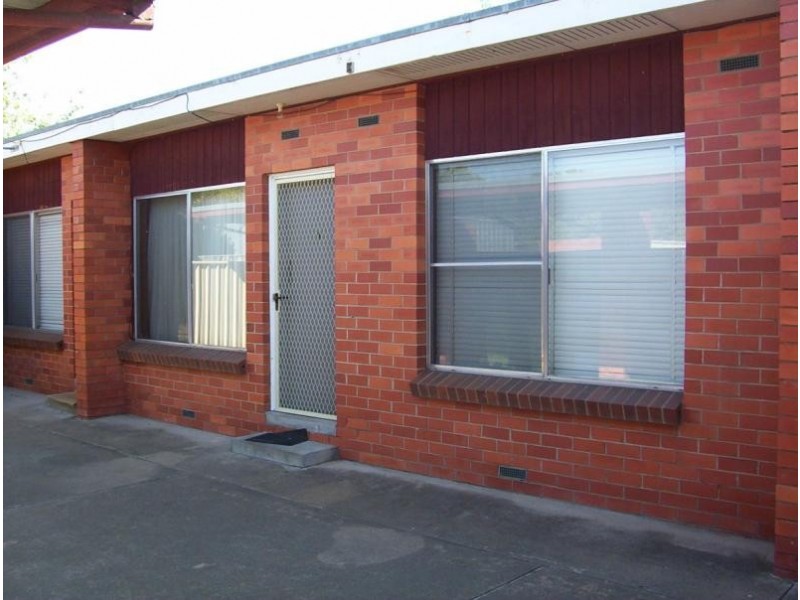 Unit 3/5 Helms Court, Benalla VIC 3672
