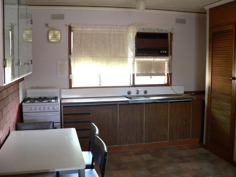Unit 3/5 Helms Court, Benalla VIC 3672