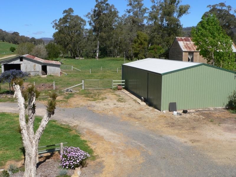 608 Upper Ryans Creek Rd, Molyullah VIC 3673