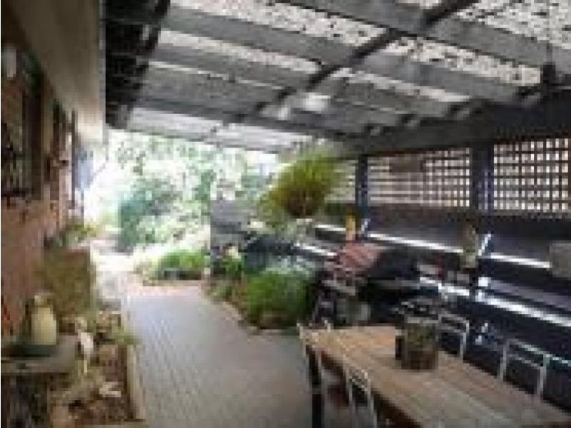 93 Halls Road, Goorambat VIC 3725