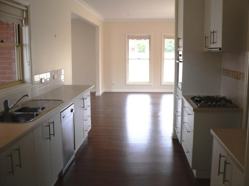 1 Herons Court, Benalla VIC 3672