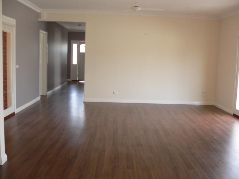 1 Herons Court, Benalla VIC 3672