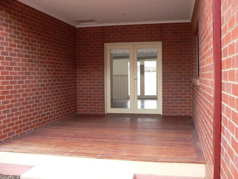 1 Herons Court, Benalla VIC 3672