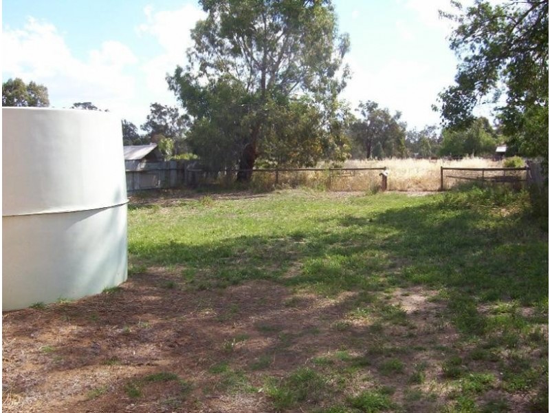 39 Palmerston Street, Baddaginnie VIC 3670