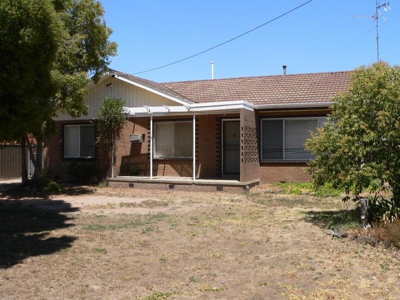 17 Helms Court, Benalla VIC 3672
